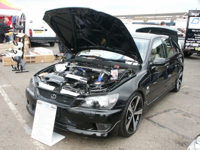 Lexus IS200 Supercharger: click to zoom picture.
