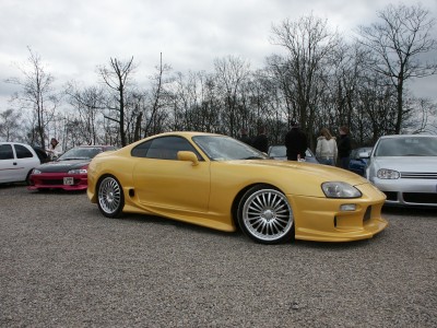 Toyota Supra Yellow: click to zoom picture.