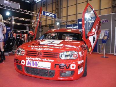 VW Golf Revo: click to zoom picture.